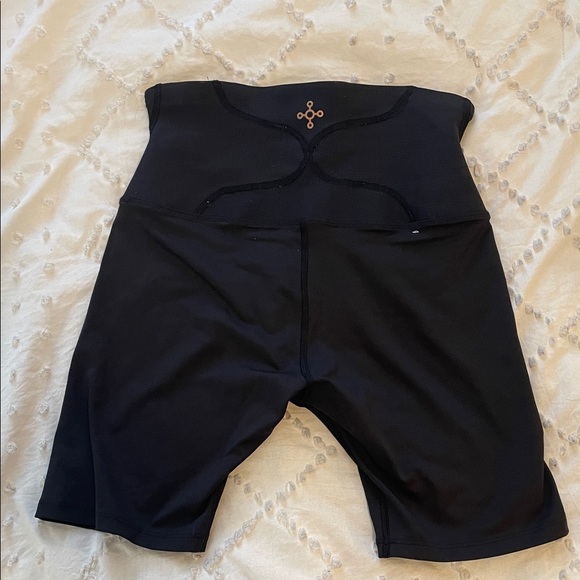 Tommie Copper High waisted Black Bike Shorts for Women medium new but washed - Picture 4 of 7